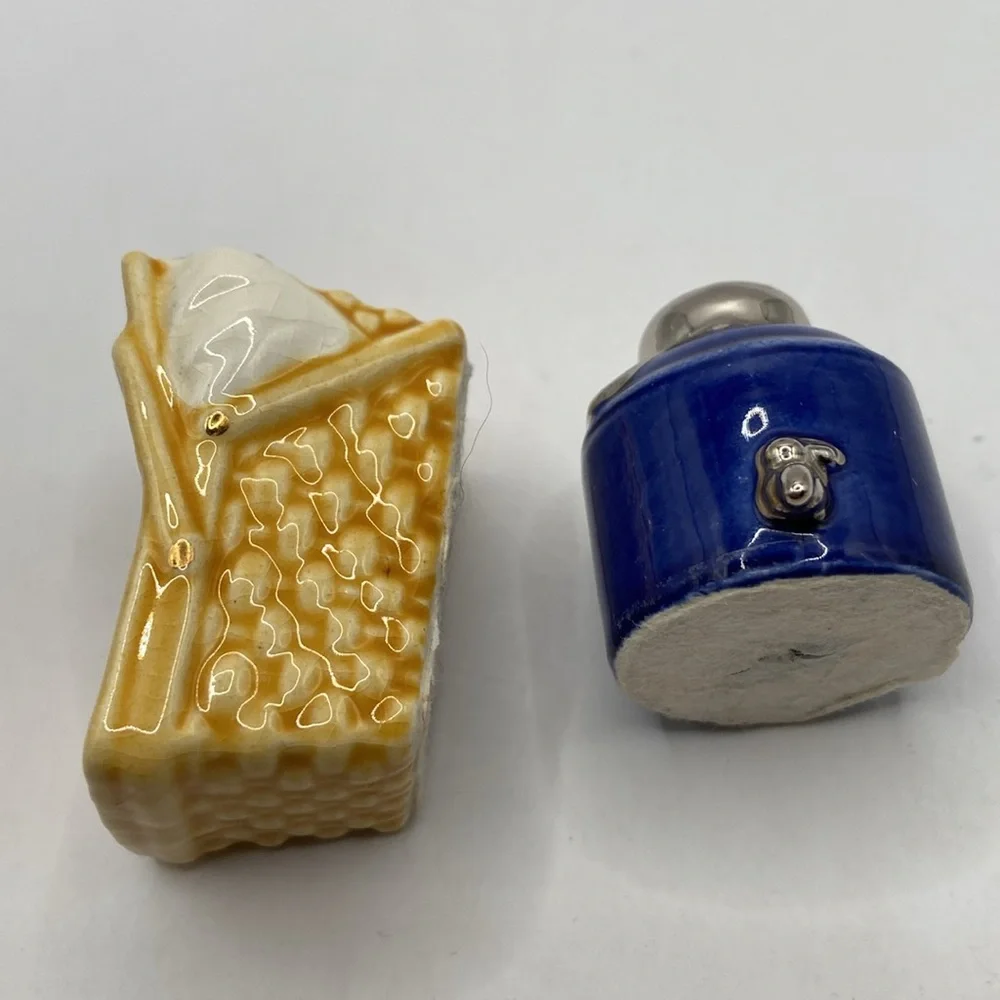Arcadia Ceramics Picnic Basket Thermos Jug Salt Pepper Shaker Set